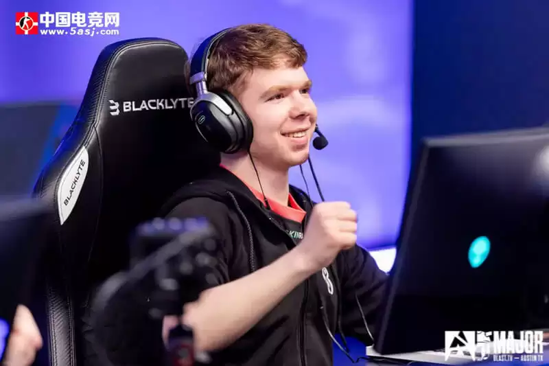 FaZe狙击手人选分析:s1mple、broky、degster谁是最佳选择 FaZe狙击手人选分析:s1mple、broky、degster谁是最佳选择