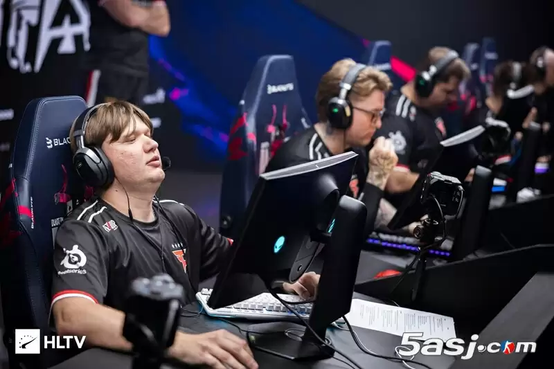 s1mple怒斥Zeus评论:否认BLAST奥斯汀Major因松懈失利 FaZe租借 职业去向 s1mple怒斥Zeus评论:否认BLAST奥斯汀Major因松懈失利 FaZe租借 职业去向