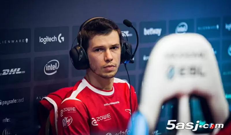 乌克兰战术大师lmbt重返MOUZ执教青训队 接替TOBIZ重建NXT阵容