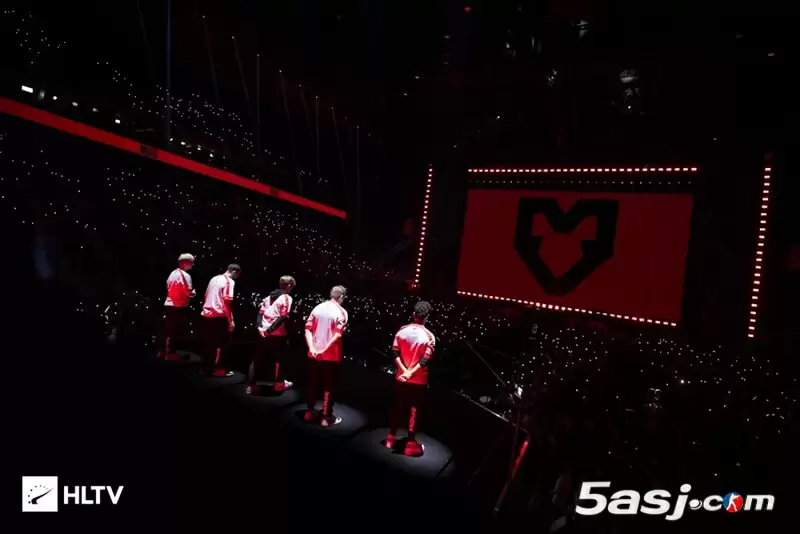 《Talking Counter》Major深度解析：BO1赛制存废、Vitality王朝争议与NiKo choke论战 