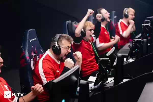 BLAST.tv奥斯汀Major精选照片集 - Vitality夺冠 中国战队 TheMongolZ 精彩瞬间