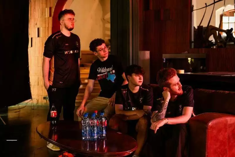 Major后就想跑，指挥自曝离队倒计时！Wildcard阵容地震内幕曝光 