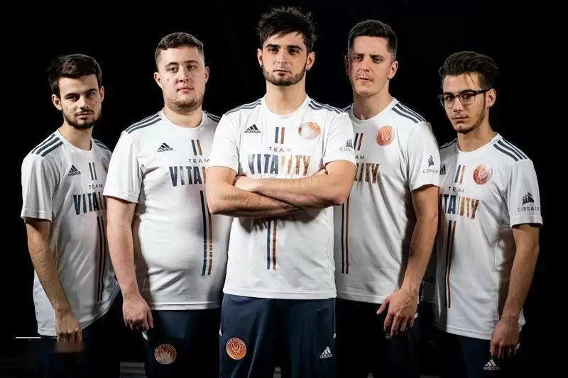 访谈:130欧月薪到Major冠军!apEX自曝法国CS圈最黑暗规则 访谈:130欧月薪到Major冠军!apEX自曝法国CS圈最黑暗规则