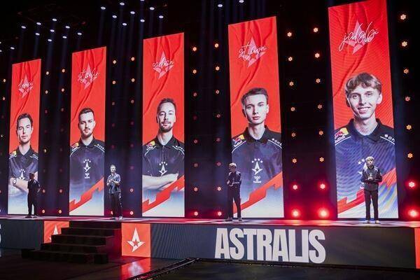 裂变天地S1：Astralis 2-0横扫BB挺进决赛，丹麦王者会师TYLOO 