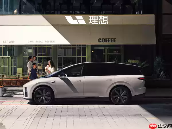 李想称理想i8从预判到实现花了十年：7月29日正式发布