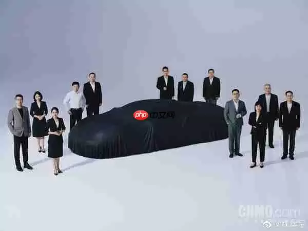 魏建军发布高管合照意外曝光神秘跑车 百公里不到2.5s？