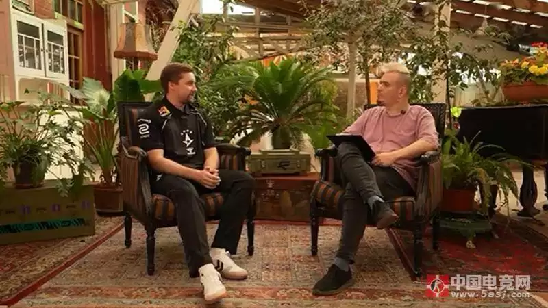 HooXi专访炮轰VRS:现在的CS2,穷队不配做梦! HooXi专访炮轰VRS:现在的CS2,穷队不配做梦!