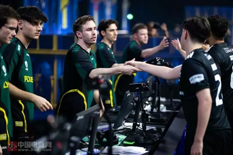 FlyQuest 1-2 惜败FURIA,jks首秀即巅峰:1v3残局+四杀救主! FlyQuest 1-2 惜败FURIA,jks首秀即巅峰:1v3残局+四杀救主!