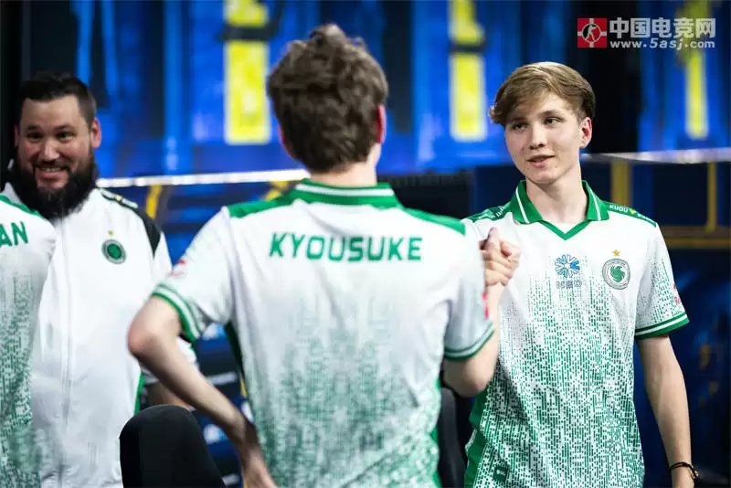 Falcons 2-0横扫GL:kyousuke战术转型显成效,三巨头火力全开 Falcons 2-0横扫GL:kyousuke战术转型显成效,三巨头火力全开