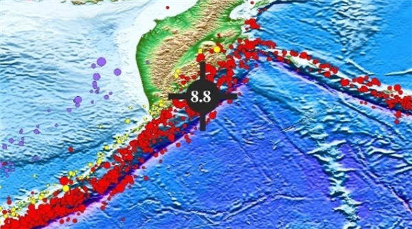 俄8.8级强震引发海啸 地震专家：不会对中国大陆造成灾害性影响