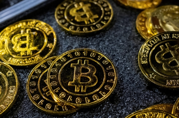 BTC最新价格走势图软件 比特币实时汇率K线图表app - 菜鸟下载