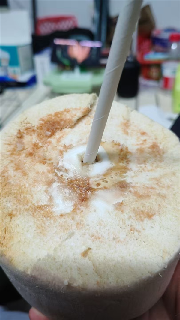 90%的人都不知道的水果去皮方法！只需找准这些隐藏开关