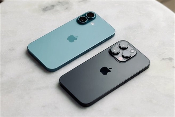 iPhone 17 Pro全新设计曝光：铝玻璃拼接工艺