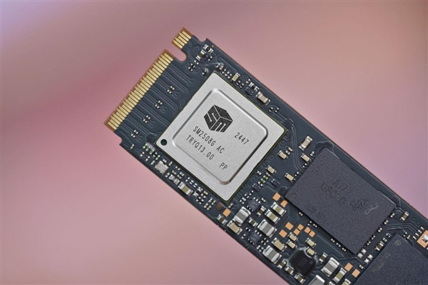 英睿达速度最快的Gen5 SSD