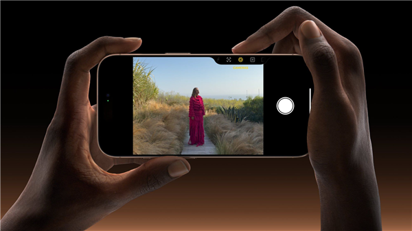 曝iPhone 18系列将取消相机按钮