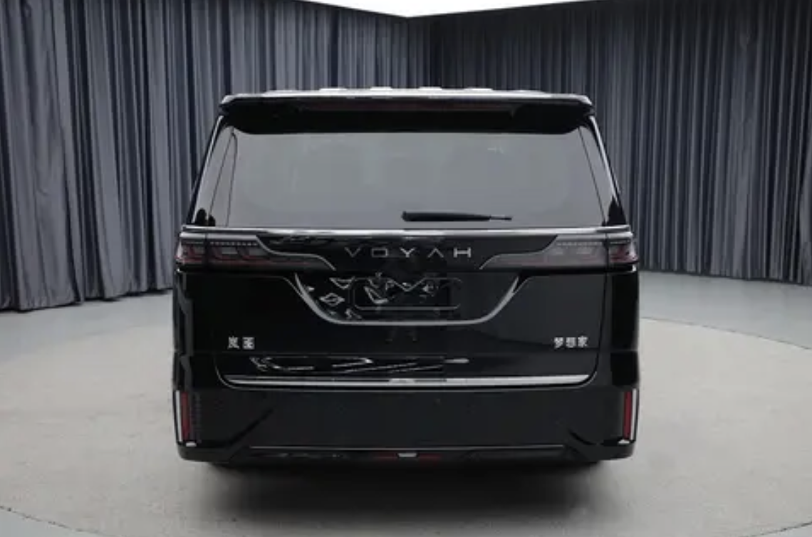 2026款岚图梦想家 EV 申报图尾部