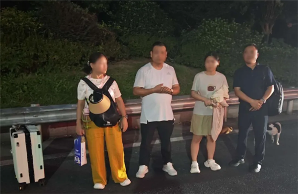 高速上爆胎