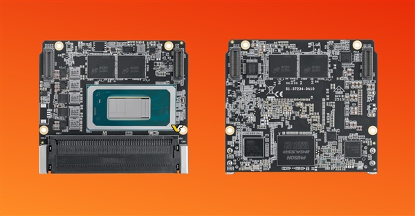 只有卡片大小！Intel