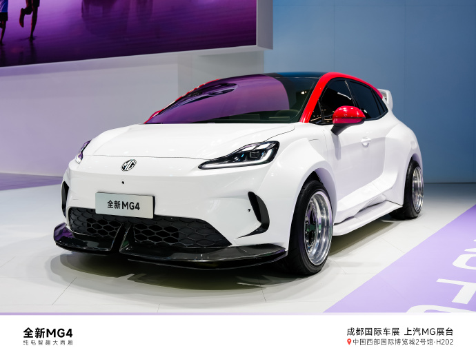 限时补贴价 6.58 万元起，全新名爵 MG4 紧凑型车上市