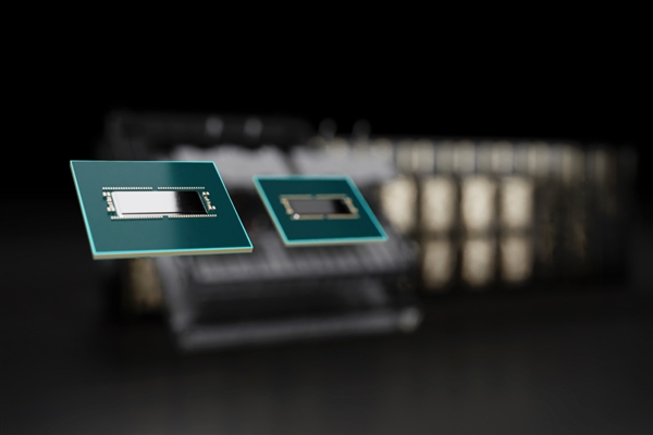 NVIDIA黄仁勋自曝：正与政府讨论向中国出售Blackwell