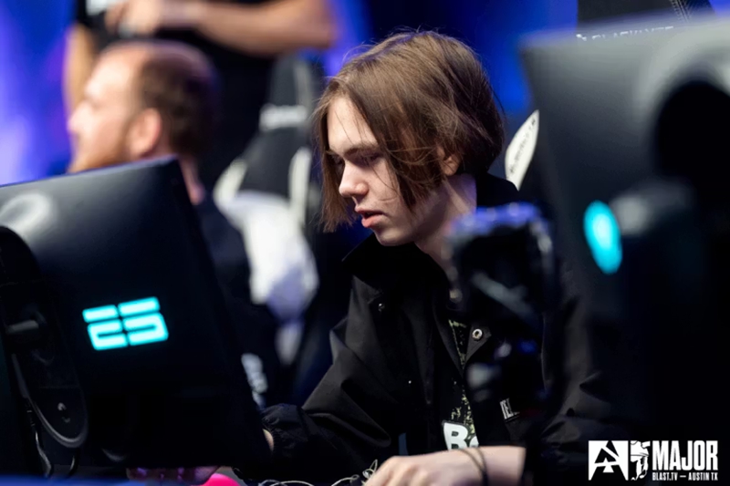 donk坦言换人不可避免：Spirit天才少年谈科隆夺冠、s1mple影响与CSGO历史最佳之争