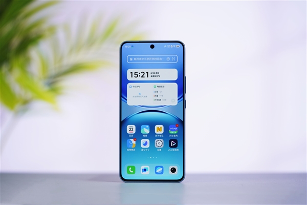 8200mAh双灭霸手机！vivo