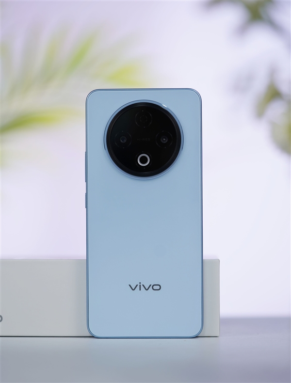 8200mAh双灭霸手机！vivo