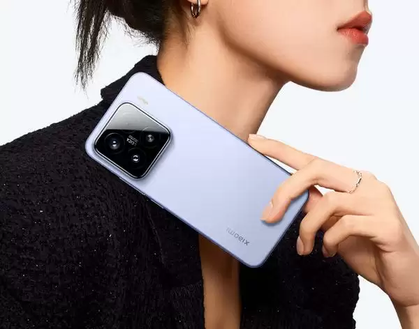 小米16标准版配置细节曝光  苹果机皇跌至冰点价果粉心碎！