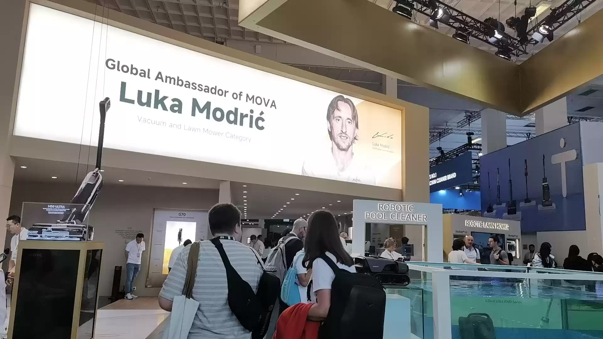 IFA最火焦点!MOVA智能清洁进入“双臂时代”