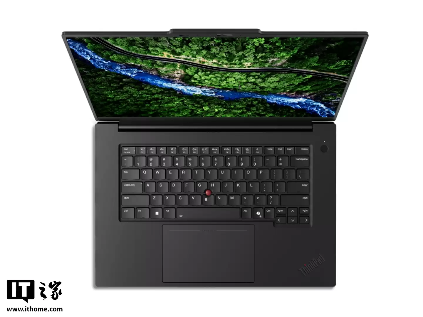 联想发布 ThinkPad P1 Gen8 笔记本：取消方口供电、增雷电 5 接口，搭 RTX Pro 2000 显卡