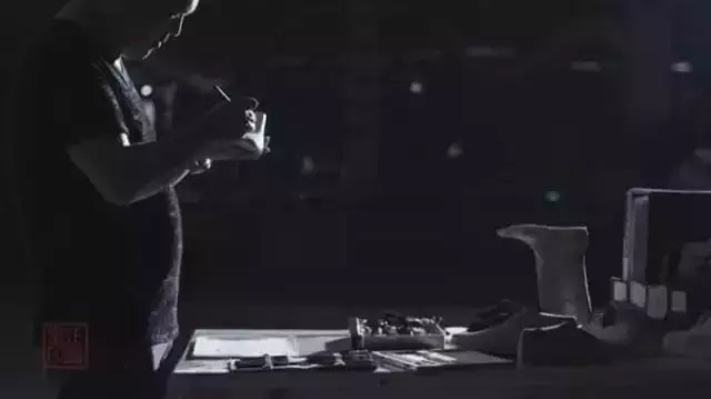 \