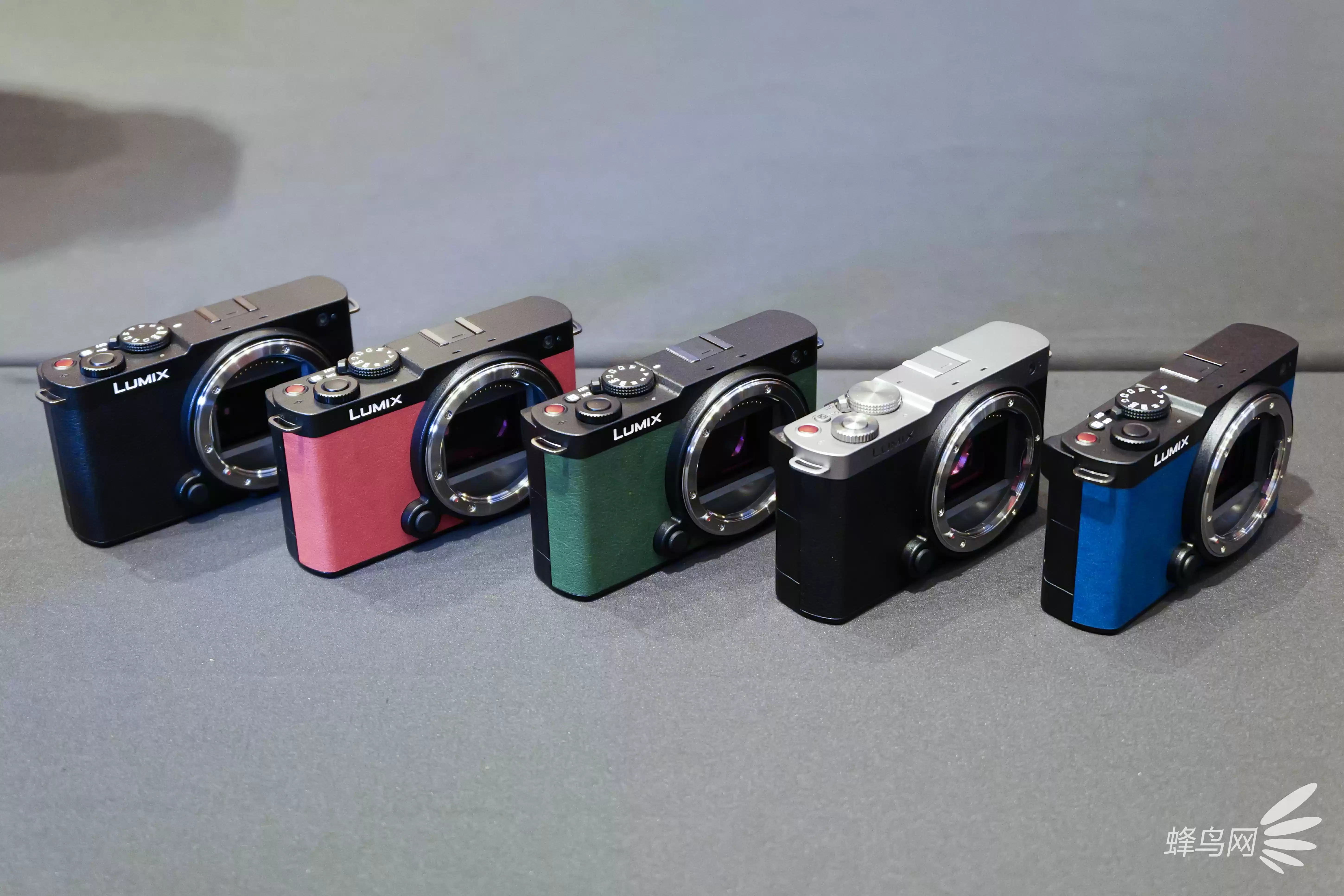 松下LUMIX S9积分换皮活动限时开启:一贴换新“妆”灵感不打烊 松下LUMIX S9积分换皮活动限时开启:一贴换新“妆”灵感不打烊