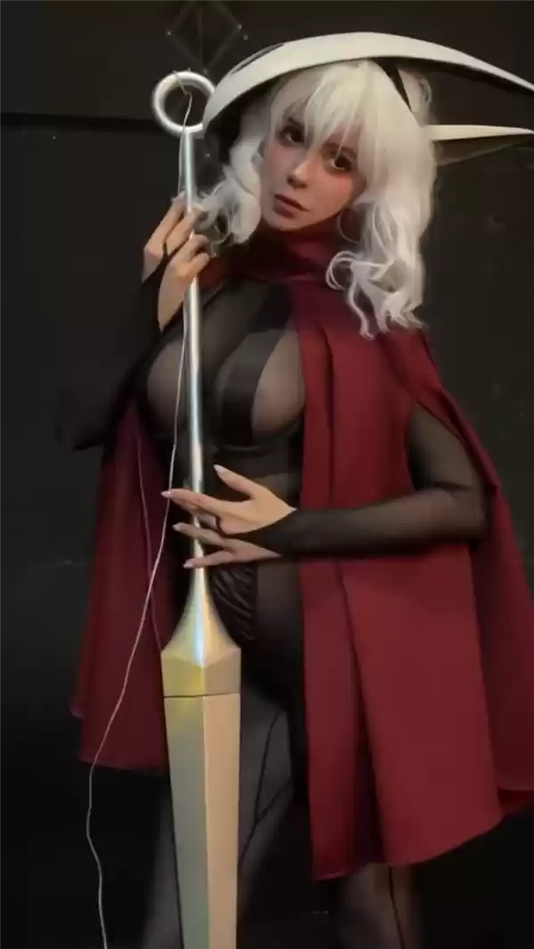 “丝”之歌！ 美国小姐姐cos大黄蜂全身包丝