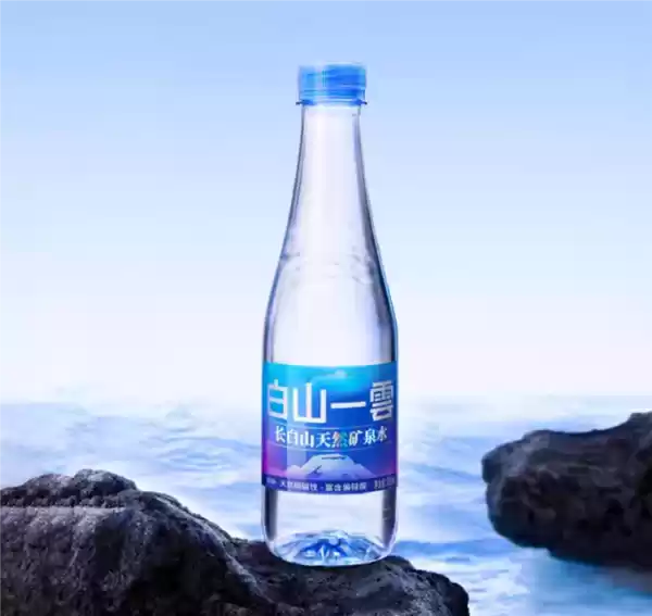 产自世界黄金水源地 白山一雲矿泉水大促 24瓶到手29.9元