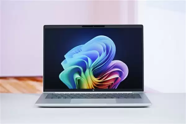 搭载AMD锐龙AI 7 350处理器!惠普EliteBook 8 G1a 14笔记本图赏