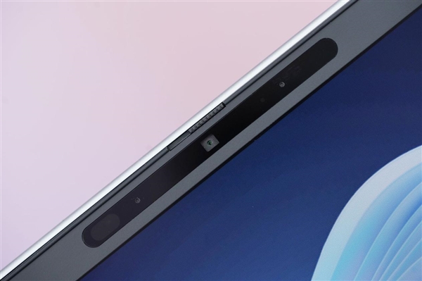 搭载AMD锐龙AI 7 350处理器！惠普EliteBook 8 G1a 14笔记本图赏