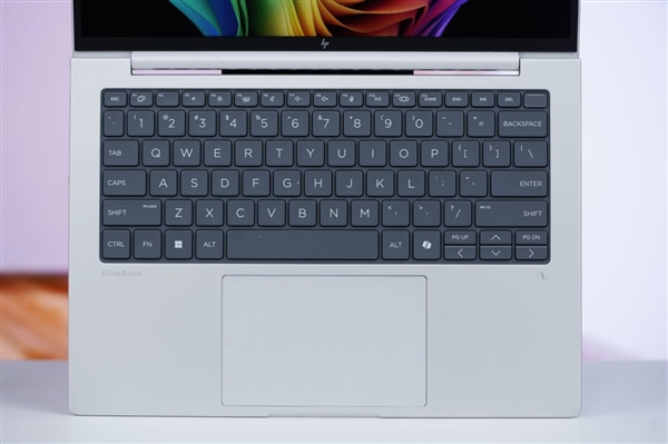 搭载AMD锐龙AI 7 350处理器！惠普EliteBook 8 G1a 14笔记本图赏