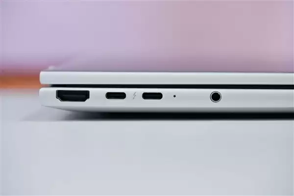 搭载AMD锐龙AI 7 350处理器!惠普EliteBook 8 G1a 14笔记本图赏