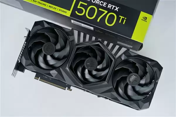 最强非公版！影驰RTX 5070 Ti HOF OC LAB黑魂X显卡图赏