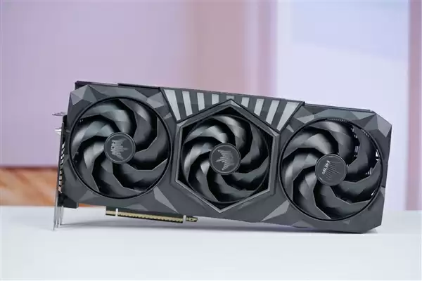 最强非公版！影驰RTX 5070 Ti HOF OC LAB黑魂X显卡图赏