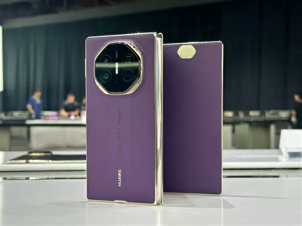 口袋里的鸿蒙PC！华为新三折叠上手