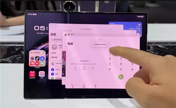 口袋里的鸿蒙PC！华为新三折叠上手