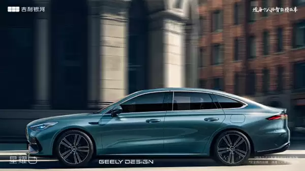 吉利银河星耀6今晚全球首秀：电混家轿内饰官图曝光