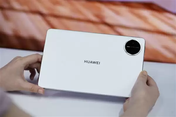 华为首款8.8英寸平板！华为Matepad Mini图赏 掌中尤物