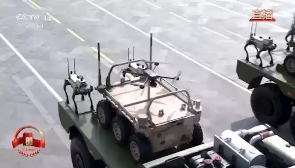 “未来战士”来了！中国“机器狼”登场：无人化作战时代到来