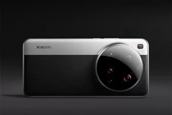 卢伟冰的“夜神”成了！博主：小米15 Ultra是国内销量最高的安卓超大杯