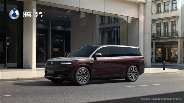 双拼配色有点眼熟 新款腾势N9预告：全新车漆首次用上