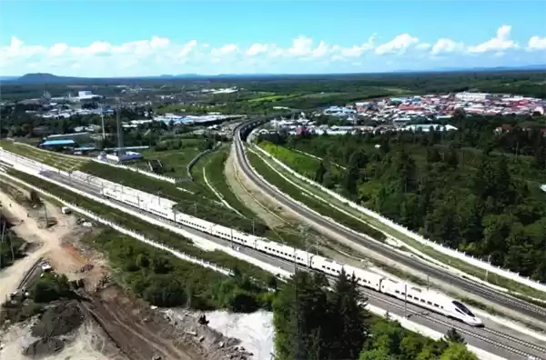 时速350公里 沈白高铁即将开通运营：北京至长白山缩至4个半小时