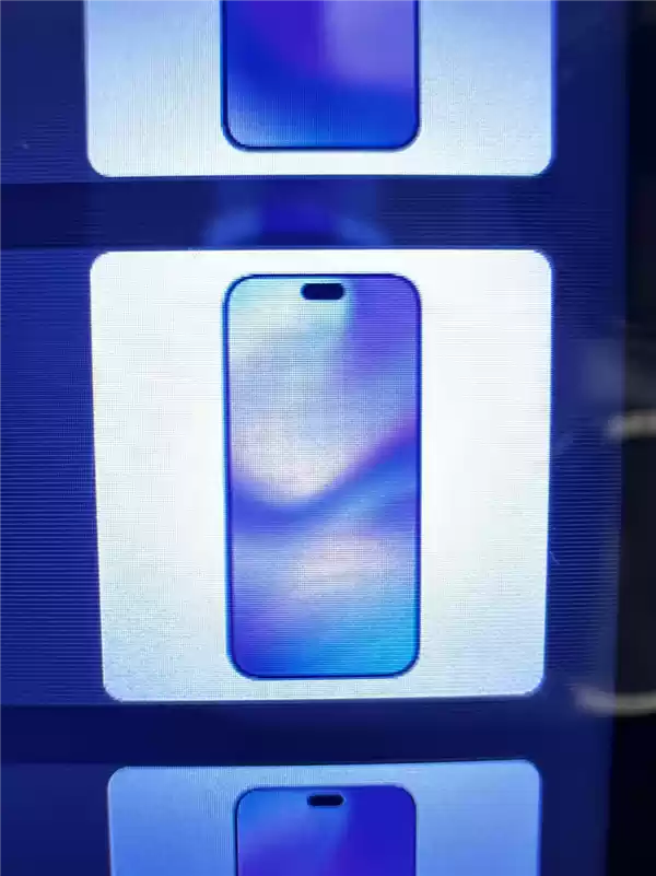 iPhone 17 Pro贴膜亮相:灵动岛缩短25%