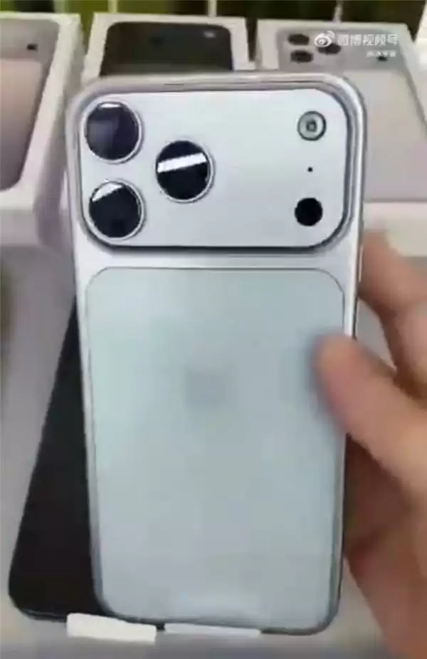 疑似iPhone 17 Pro新机曝光  iPhone 16史无前例跌至谷底价改写爱疯史！